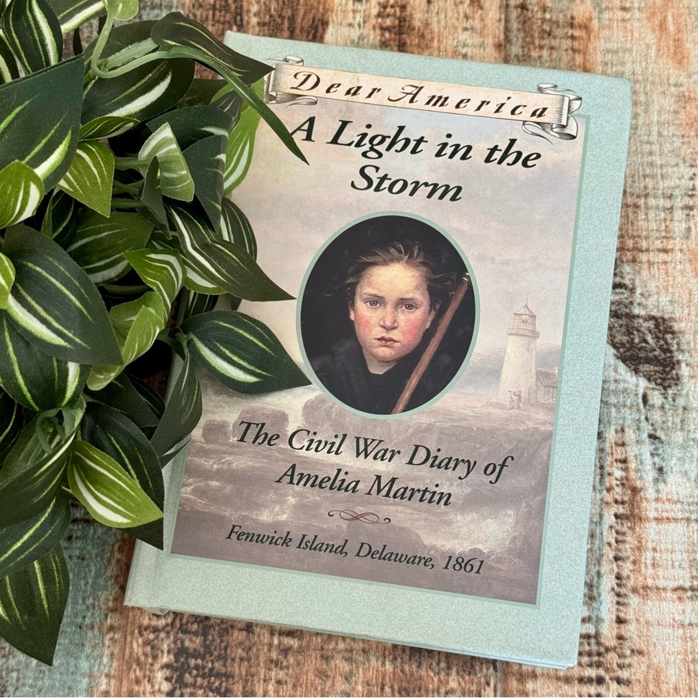 Dear America: “A Light in the Storm” Diary Book